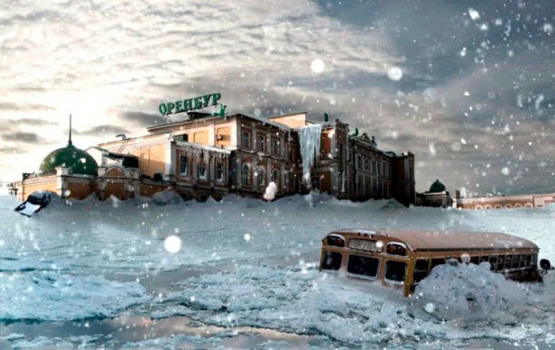 Занесенный снегами Оренбургский железнодорожный вокзал