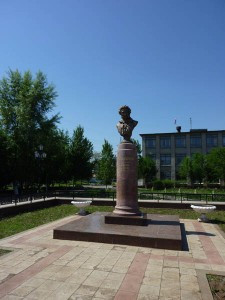 Современный памятник Пушкину на Бердах