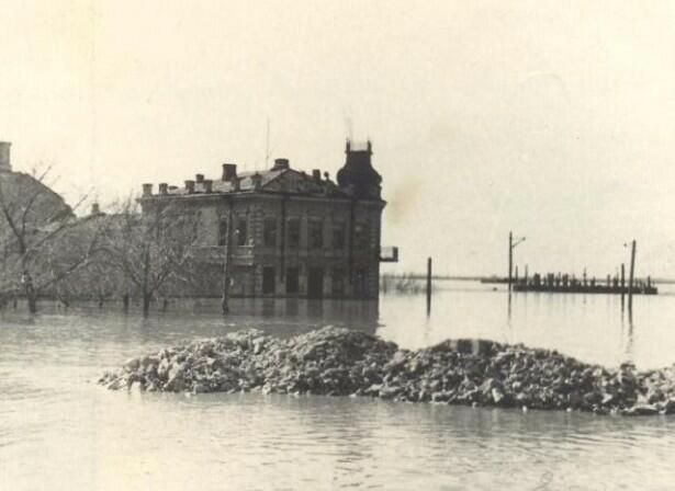 Наводнение в Оренбурге в 1957 году