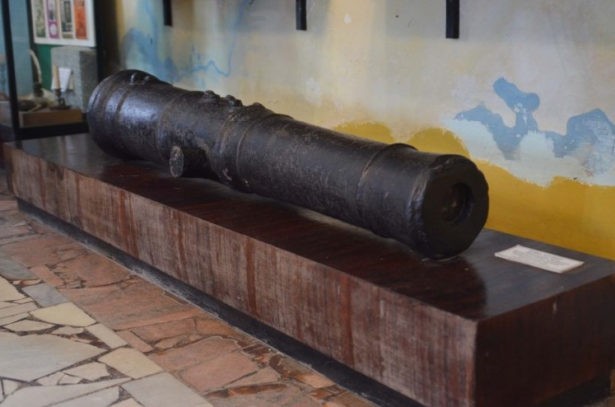 В одном из залов Музея истории Оренбурга есть подлинная чугунная пушка, изготовленная в 1703 году, которая была на вооружении оренбургской военной крепости.