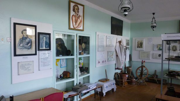 В 1970 году, членами исторического кружка школы №14 Оренбурга был создан Пушкинский музей, который за три первых года посетило 1,5 тысячи человек.