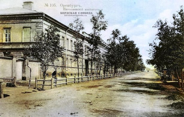 Здание Николаевского женского института.