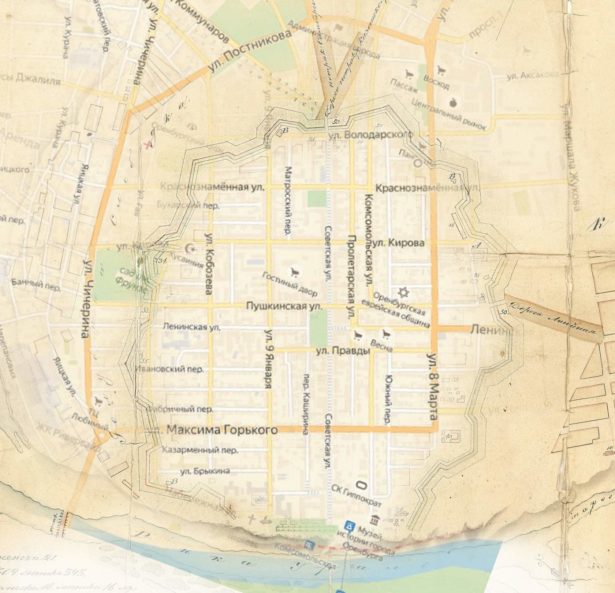 Совмещенный план города Оренбурга, составленный в 1828 году оренбургским уездным землемером Кербедевым с современной схемой города