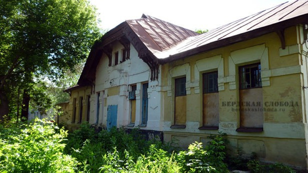 Станция Второй Оренбург Орской железной дороги расположена в близ Бердских выселок. Фото 2017 год