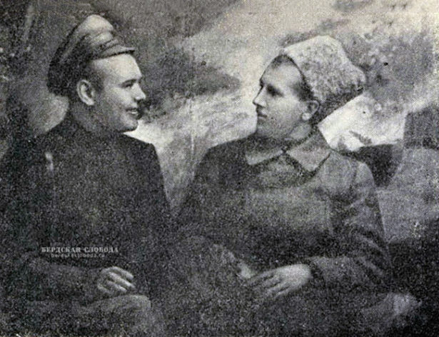 А.М. Чеверев (слева) в апреле 1919 года в г. Казань.