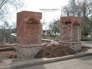 Восстановление Елизаветинских ворот, 11 апреля 2008 года