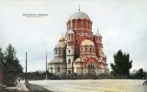 115 лет назад оренбуржцы прощались с ушедшим в мир иной настоятелем Казанского кафедрального собора М.Ф. Руднянским.