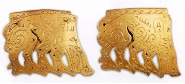 Оковки закраины деревянного сосуда. IV век до н. э. Золото. 7,3 х 5,5 см; 7,1 х 5,8 см.