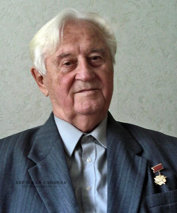 Десятков Глеб Михайлович (30.04.1928, Оренбург - 25.06.2015, Оренбург) – краевед, литератор.