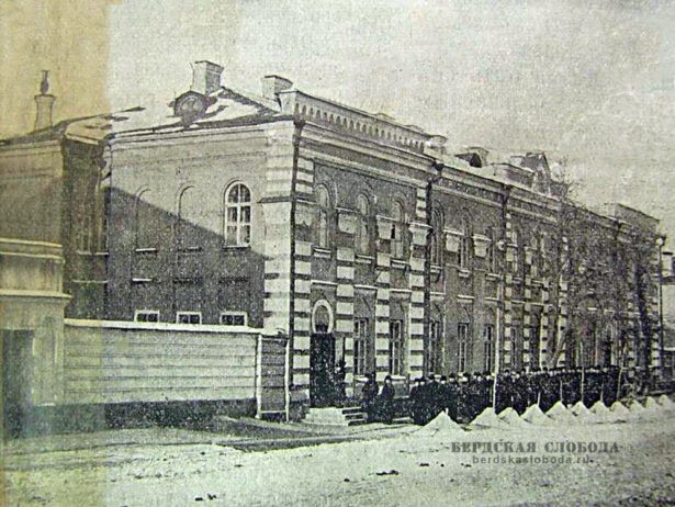 Здание бывшей киргизкой школы, конец XIX - начало XX вв