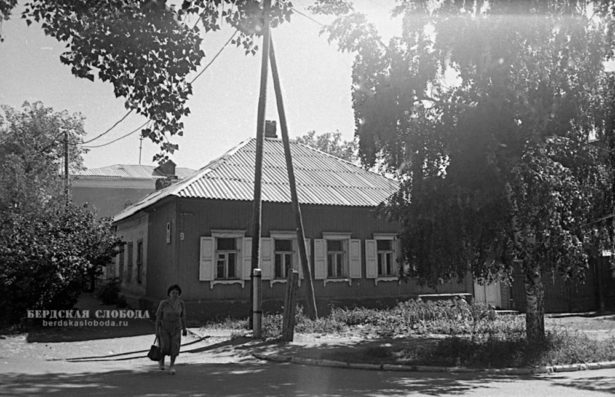 Фотография бывшего дома М.И. Кутина. Конец XX века.