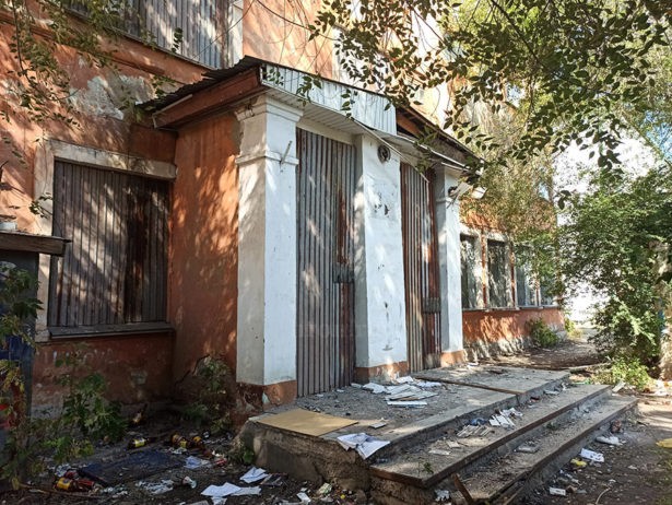 О том, как разграбляют дом № 67 на улице Советской, «Хроника» писала несколько недель назад.