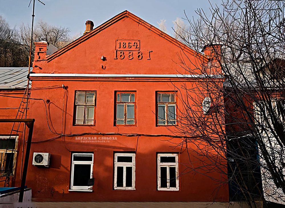 135 лет назад оренбуржцы радовались перспективам изменений в состоянии городской системы водоснабжения.