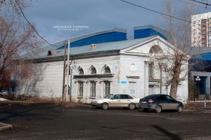 Бывший кинотеатр «Комсомолец». Весна 2024 года.