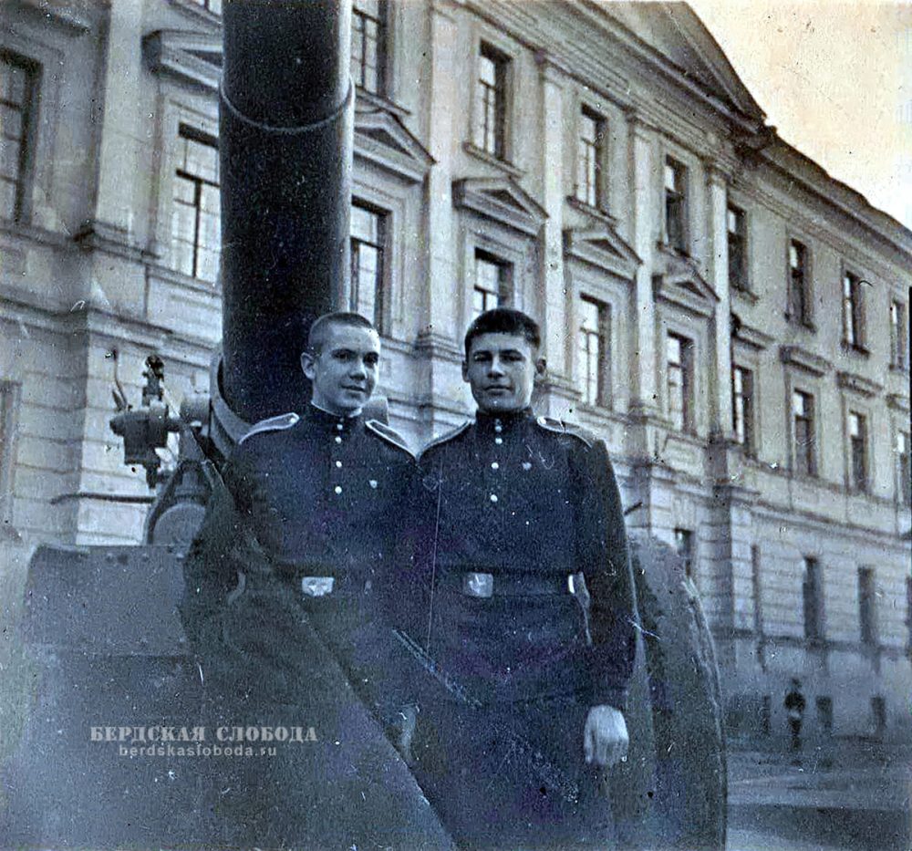 Оренбургское суворовское военное училище. 1950-1961 годы.