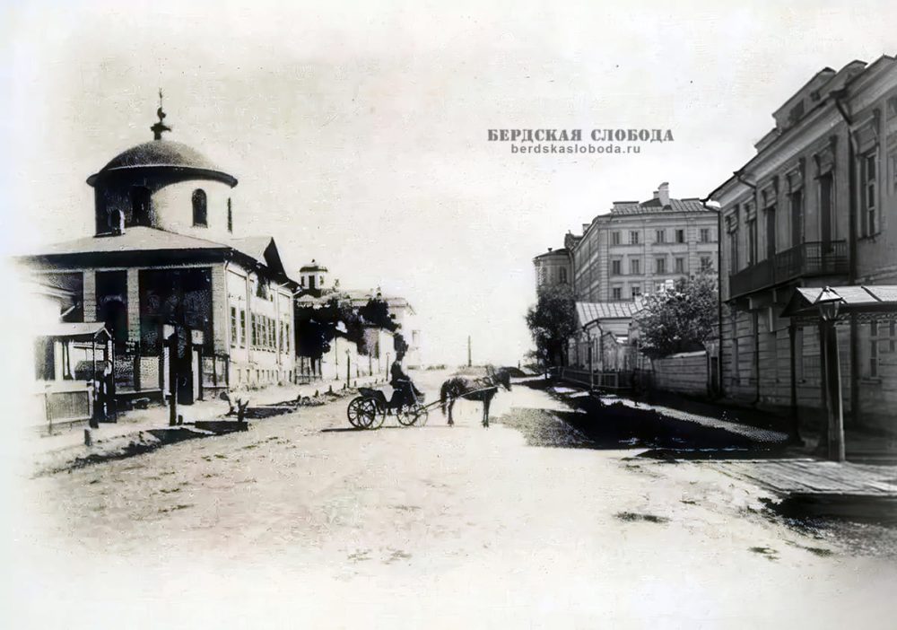 Здание окружного интенданта, фото К.А. Фишера. 1885—88 годы